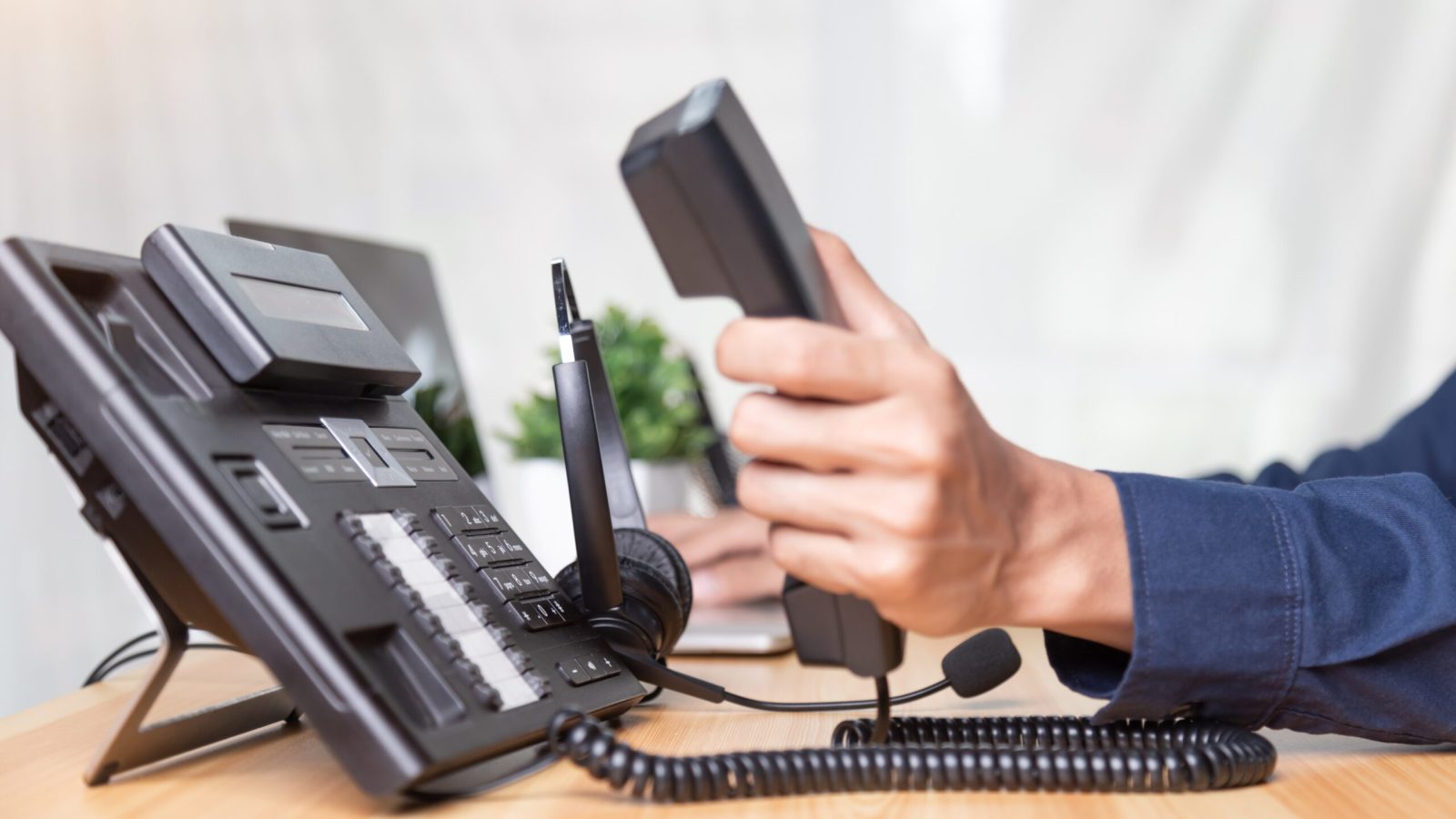 Witness efficient and seamless communication with our office phone systems, serving businesses in Des Moines, Ankeny, and throughout Iowa.